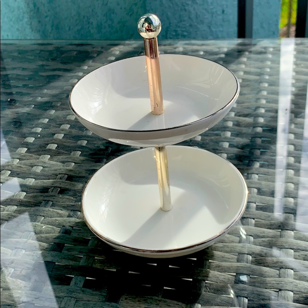 Jewelry stand!!